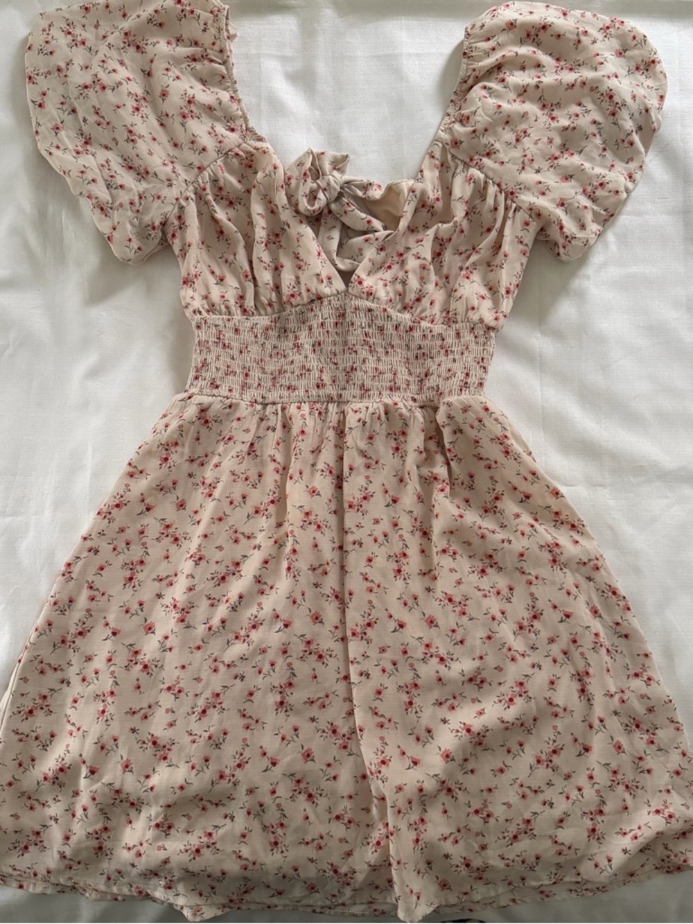 Floral mini dress with puff sleeves and tie back size large